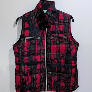 Red & black plaid puffer vest with zipper pockets L